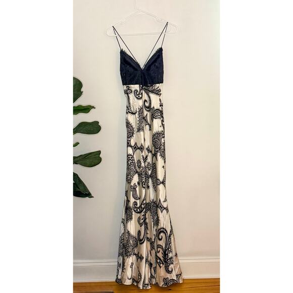 Mary L. Couture Gown Size 4 - Picture 5 of 5